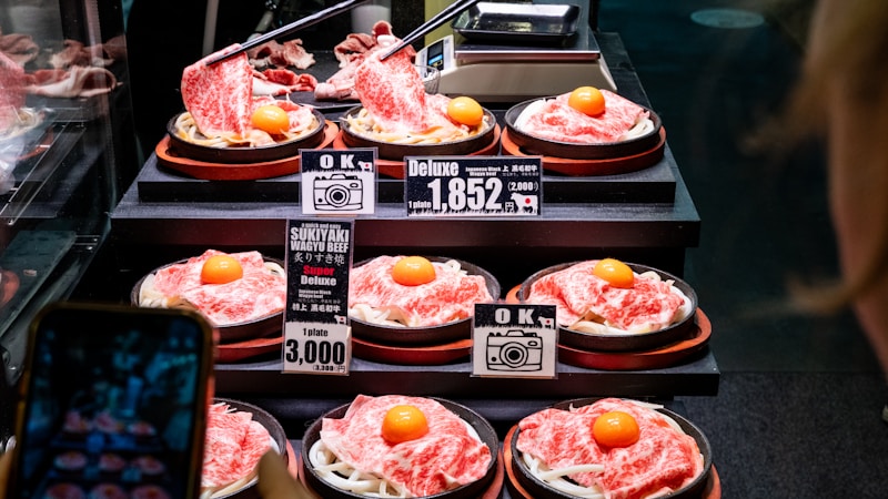 すき焼きの肉の量は何グラム?1人前の目安と調整のコツ