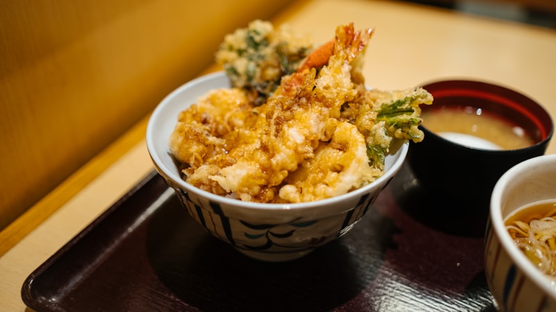 天ぷらは強力粉でも作れる?サクサクに揚げるコツと配合