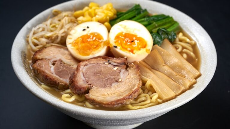 ほうれん草入りラーメンをもっと美味しくする下処理と選び方