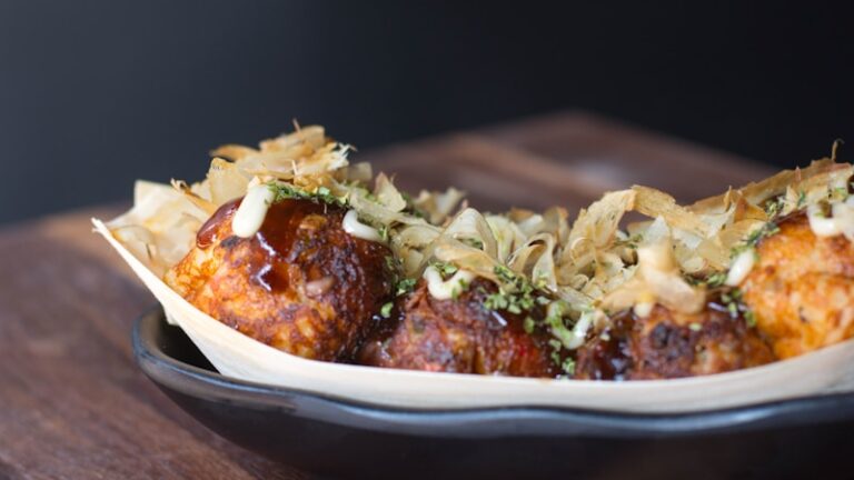 たこ焼きに入れたら美味しいもの特集！定番から変わり種まで楽しめる具材集