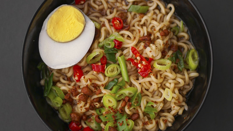 ラーメンの消化時間はどれくらい？胃もたれを防ぐ食べ方と選び方